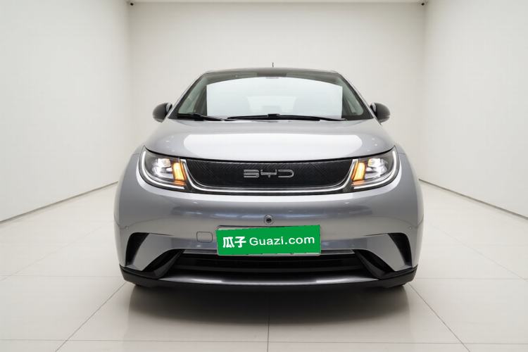 Used BYD Dolphin 2023 420 km Fashion Edition Front