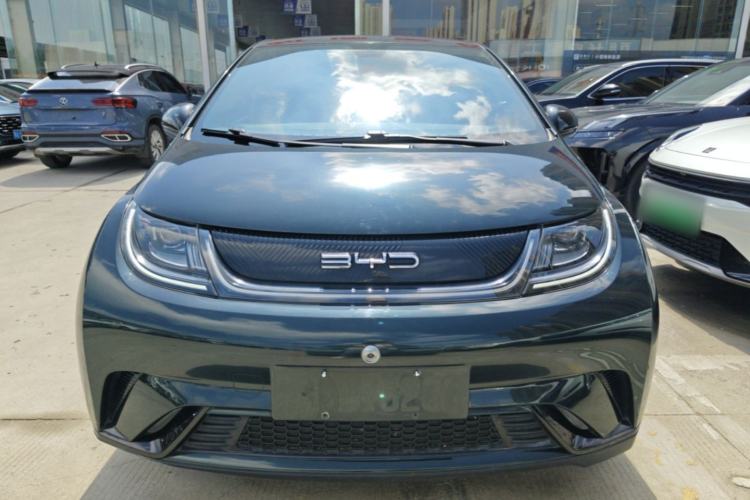 Used BYD Dolphin 2023 420 km Fashion Edition Front