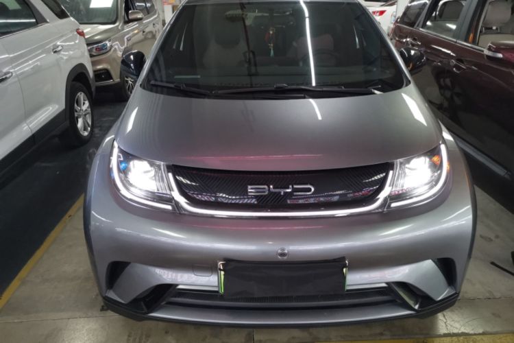 Used BYD Dolphin 2023 420 km Free Version Front