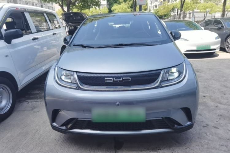 Used BYD Dolphin 2023 420 km Free Version Front