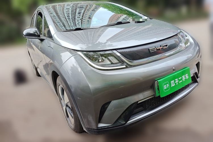 Used BYD Dolphin 2023 420 km Free Version Front Right 45 Deg