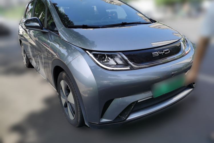 Used BYD Dolphin 2023 420 km Free Version Front Right 45 Deg