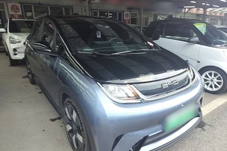 Used BYD Dolphin 2023 401km Knight Edition Front Right 45 Deg