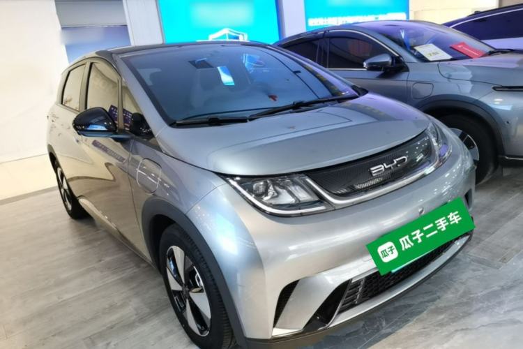 Used BYD Dolphin 2023 420 km Free Version Front Right 45 Deg