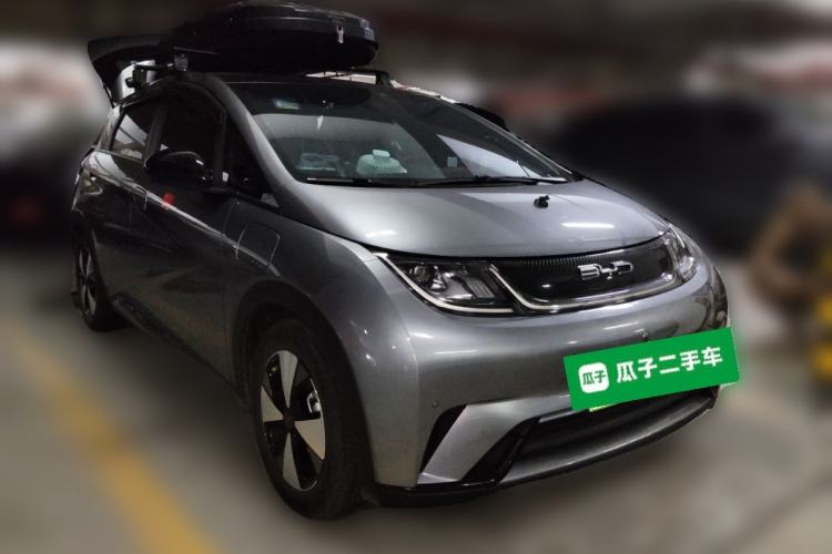 Used BYD Dolphin 2023 420 km Fashion Edition Front Right 45 Deg