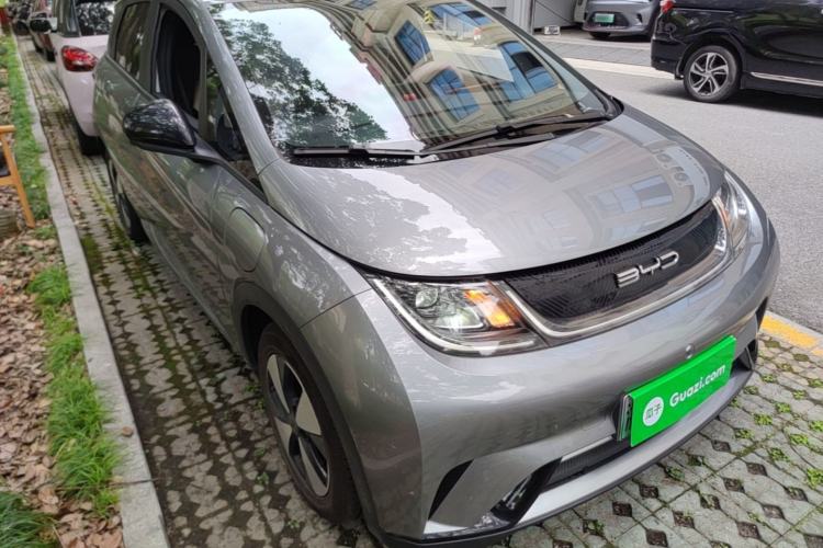 Used BYD Dolphin 2023 420 km Free Version Front Right 45 Deg