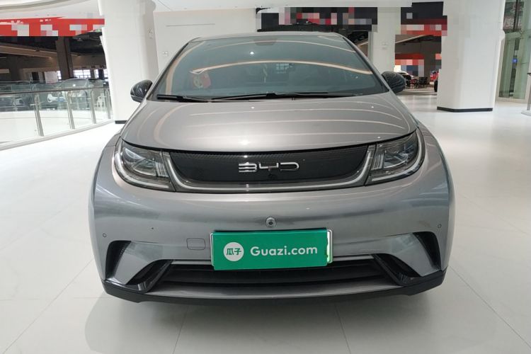 Used BYD Dolphin 2023 420 km Fashion Edition Front