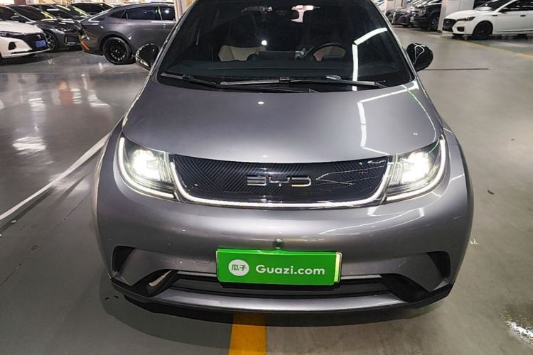 Used BYD Dolphin 2023 420 km Fashion Edition Front