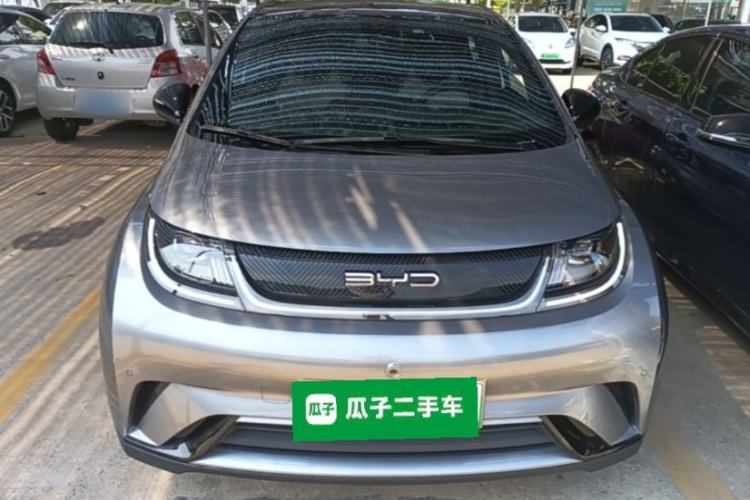 Used BYD Dolphin 2023 420 km Fashion Edition Front