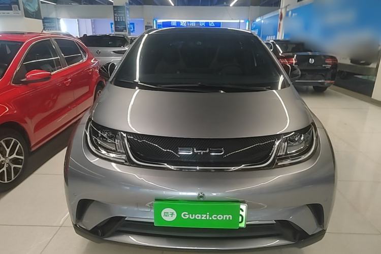 Used BYD Dolphin 2023 420 km Fashion Edition Front