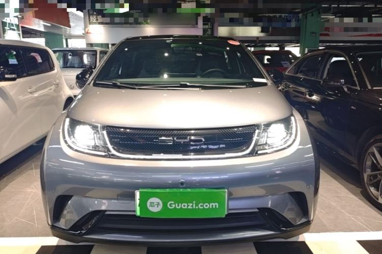 Used BYD Dolphin 2023 420 km Fashion Edition Front