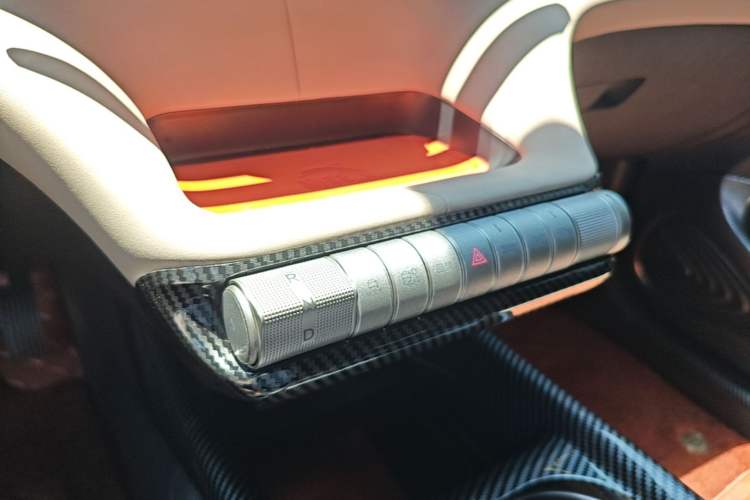 Used BYD Dolphin 2023 420 km Fashion Edition Gear Lever