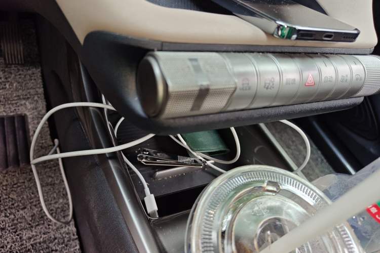Used BYD Dolphin 2023 420 km Free Version Gear Lever