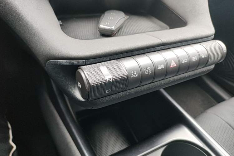 Used BYD Dolphin 2023 401km Knight Edition Gear Lever