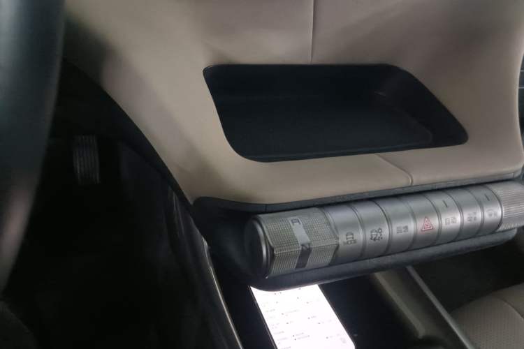 Used BYD Dolphin 2023 420 km Free Version Gear Lever