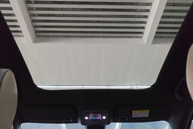 Used BYD Dolphin 2023 420 km Fashion Edition Headliner