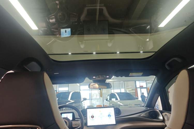 Used BYD Dolphin 2023 420 km Fashion Edition Headliner