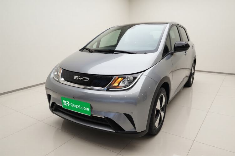 Used BYD Dolphin 2023 420 km Fashion Edition Guazi used car, China used car export, Used car for sale, Used cars, Cheapest cars for sale