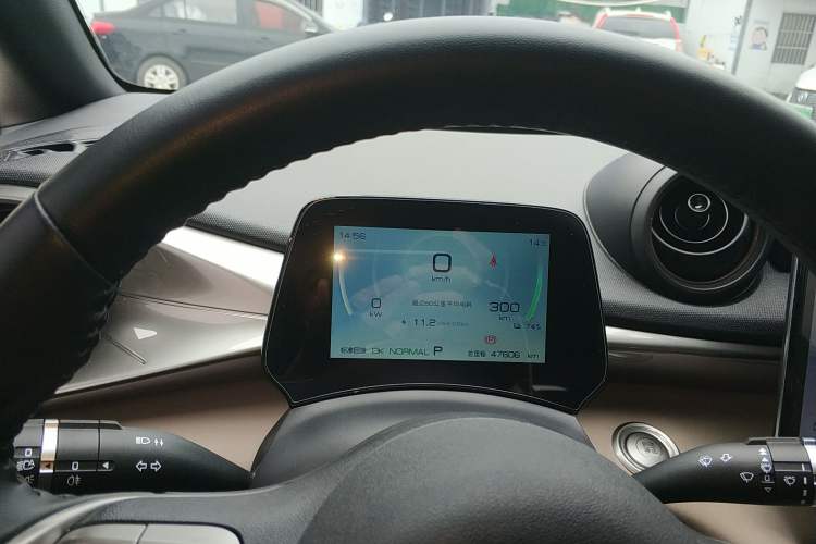 Used BYD Dolphin 2023 420 km Free Version Instrument Cluster