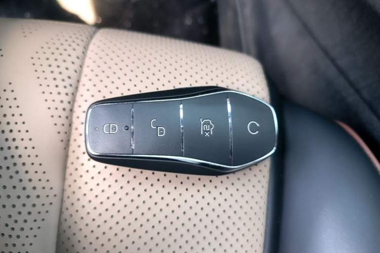 Used BYD Dolphin 2023 420 km Fashion Edition Interior 1