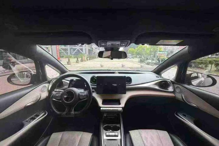 Used BYD Dolphin 2023 420 km Fashion Edition Interior 1