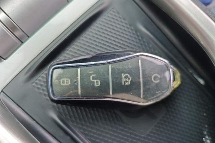 Used BYD Dolphin 2023 420 km Fashion Edition Interior 1