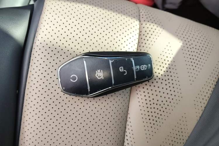 Used BYD Dolphin 2023 420 km Fashion Edition Interior 1