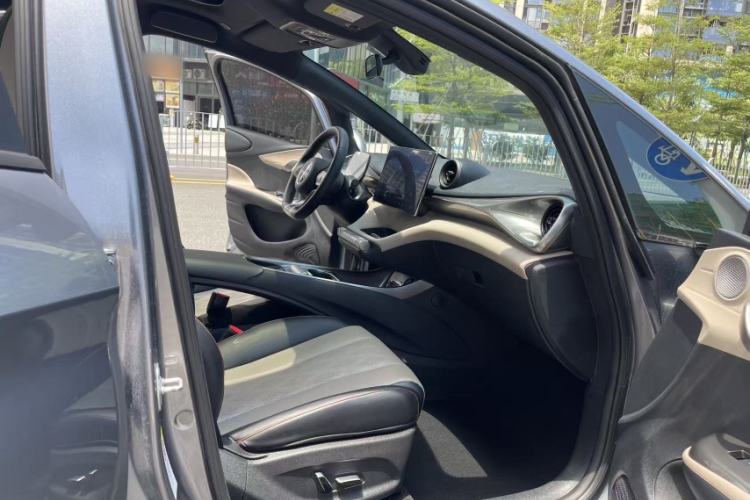 Used BYD Dolphin 2023 420 km Fashion Edition Interior 2