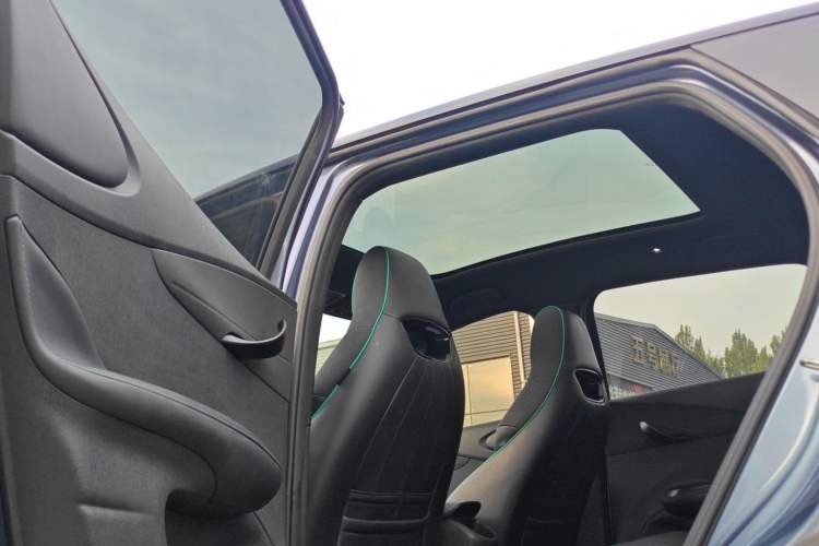 Used BYD Dolphin 2023 401km Knight Edition Interior 2