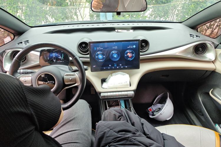 Used BYD Dolphin 2023 420 km Free Version Interior 2