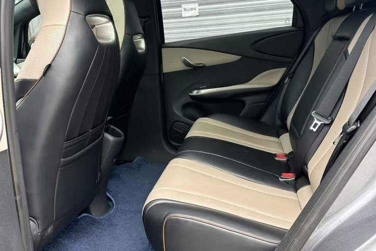 Used BYD Dolphin 2023 420 km Fashion Edition Interior 3
