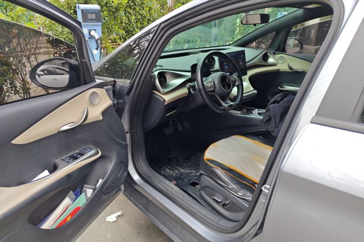 Used BYD Dolphin 2023 420 km Free Version Interior 3