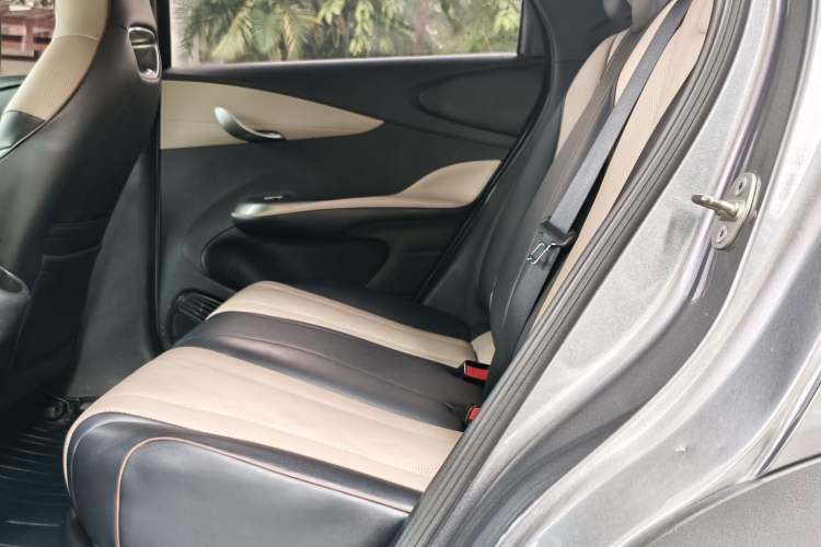 Used BYD Dolphin 2023 420 km Free Version Interior 3