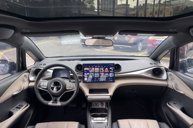 Used BYD Dolphin 2023 420 km Fashion Edition Interior 5