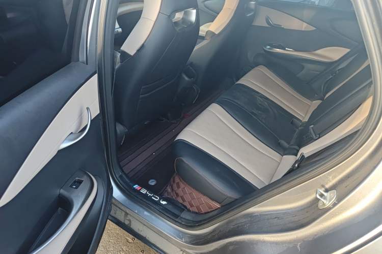 Used BYD Dolphin 2023 420 km Fashion Edition Interior 5