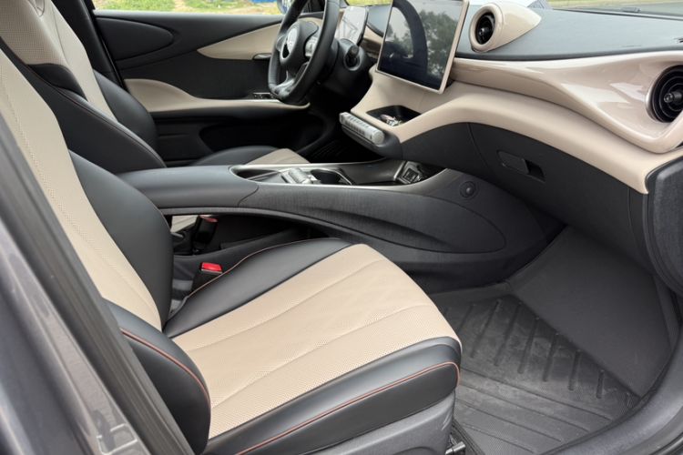 Used BYD Dolphin 2023 420 km Fashion Edition Interior 5