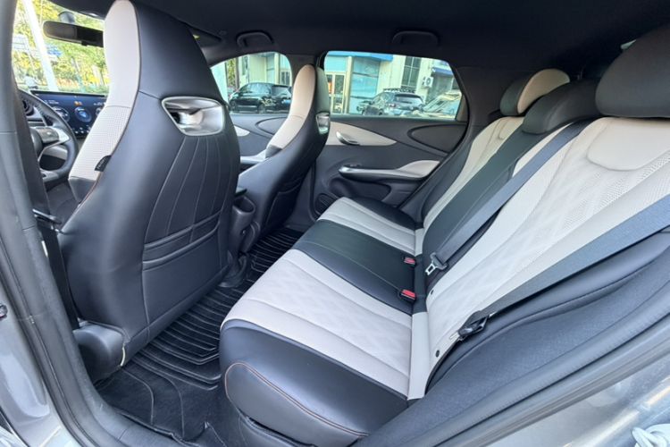 Used BYD Dolphin 2023 420 km Free Version Interior 6