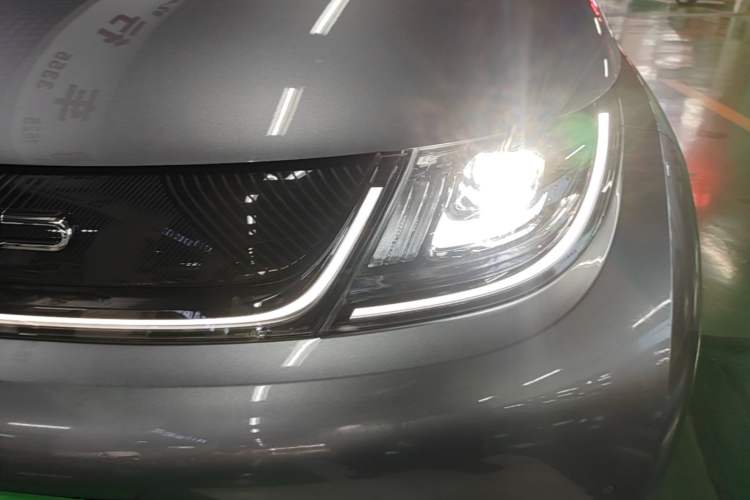 Used BYD Dolphin 2023 420 km Fashion Edition Left Front Headlight