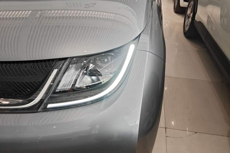 Used BYD Dolphin 2023 420 km Fashion Edition Left Front Headlight