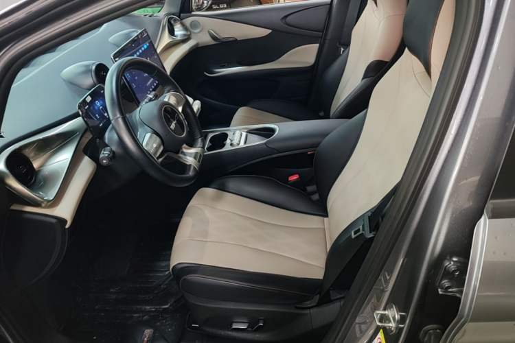 Used BYD Dolphin 2023 420 km Free Version Left Front Seat