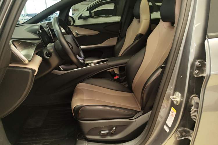 Used BYD Dolphin 2023 420 km Fashion Edition Left Front Seat