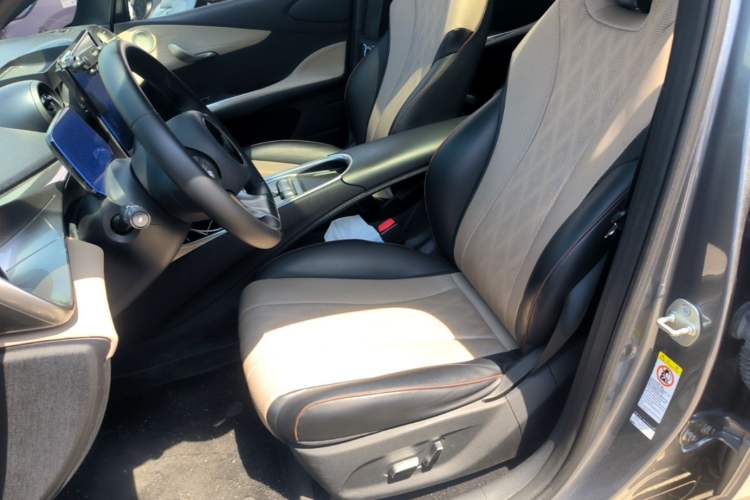 Used BYD Dolphin 2023 420 km Fashion Edition Left Front Seat