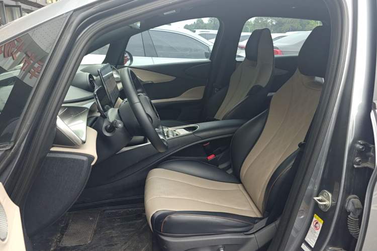 Used BYD Dolphin 2023 420 km Fashion Edition Left Front Seat
