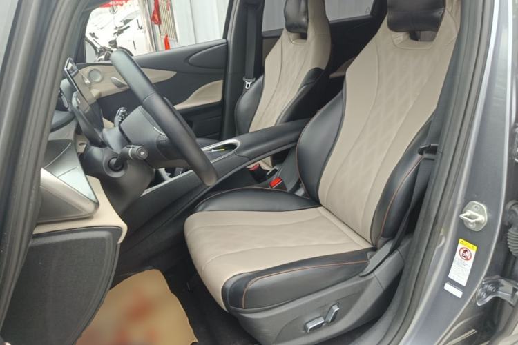 Used BYD Dolphin 2023 420 km Free Version Left Front Seat