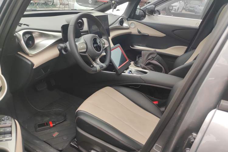 Used BYD Dolphin 2023 420 km Fashion Edition Left Front Seat