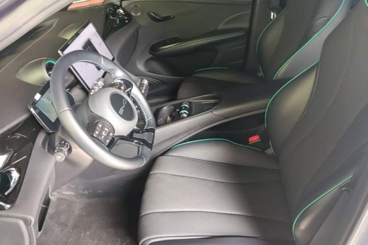 Used BYD Dolphin 2023 401km Knight Edition Left Front Seat