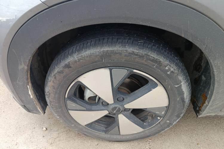 Used BYD Dolphin 2023 420 km Free Version Left Front Wheel Hub