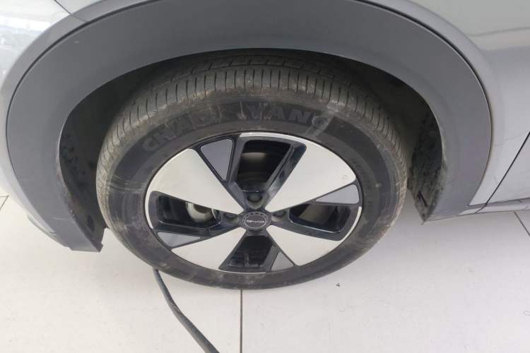 Used BYD Dolphin 2023 420 km Fashion Edition Left Front Wheel Hub