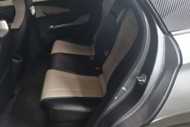 Used BYD Dolphin 2023 420 km Fashion Edition Left Rear Seat