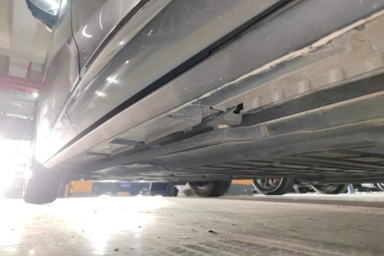 Used BYD Dolphin 2023 420 km Fashion Edition Left Side Sill
